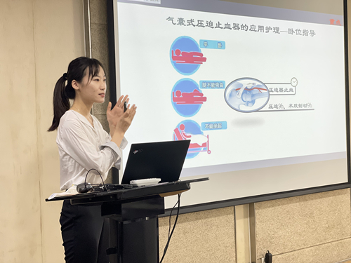 护士教学演示竞赛新闻图片_副本.jpg